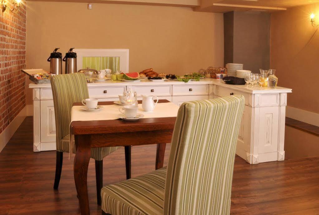 American House Hennela Warsaw Ngoại thất bức ảnh
